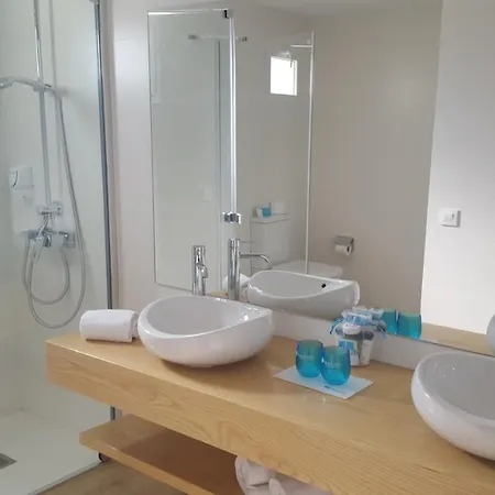 R2 Buganvilla & 4* מורו דל חאבלה