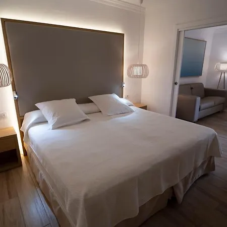 R2 Buganvilla & Hotel