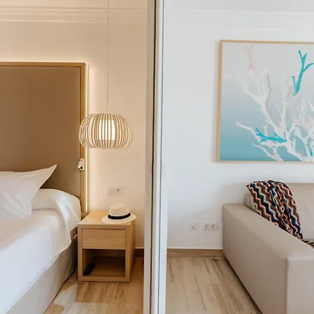 R2 Buganvilla & Hotel