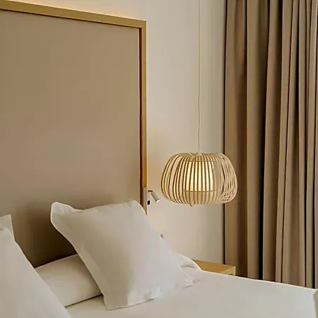 R2 Buganvilla & Hotel