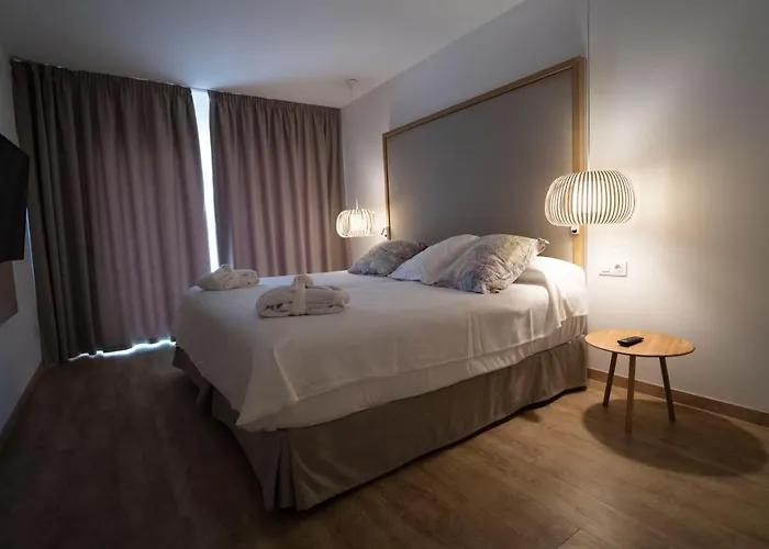 R2 Buganvilla & Hotel Morro Jable (Fuerteventura)