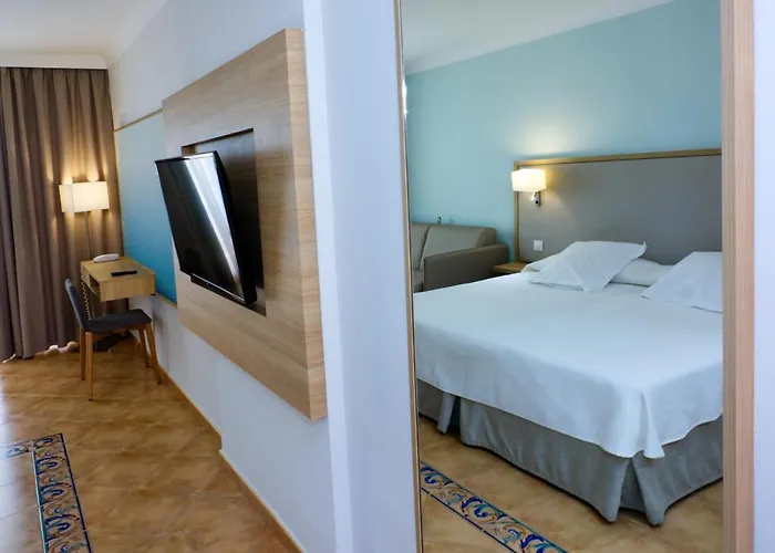 R2 Buganvilla & Morro Jable (Fuerteventura)