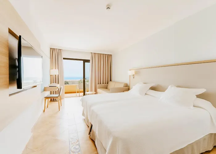 R2 Buganvilla & Hotel