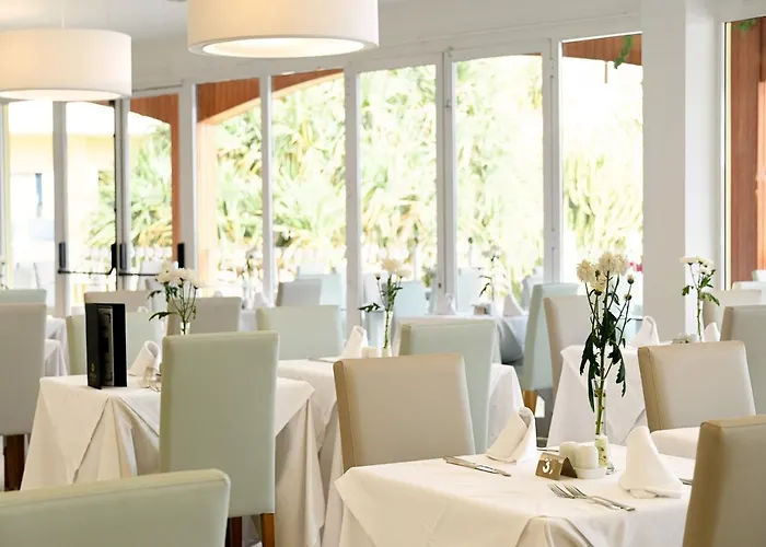 R2 Buganvilla Hotel&spa Hotell 4*