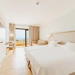 R2 Buganvilla & Hotel